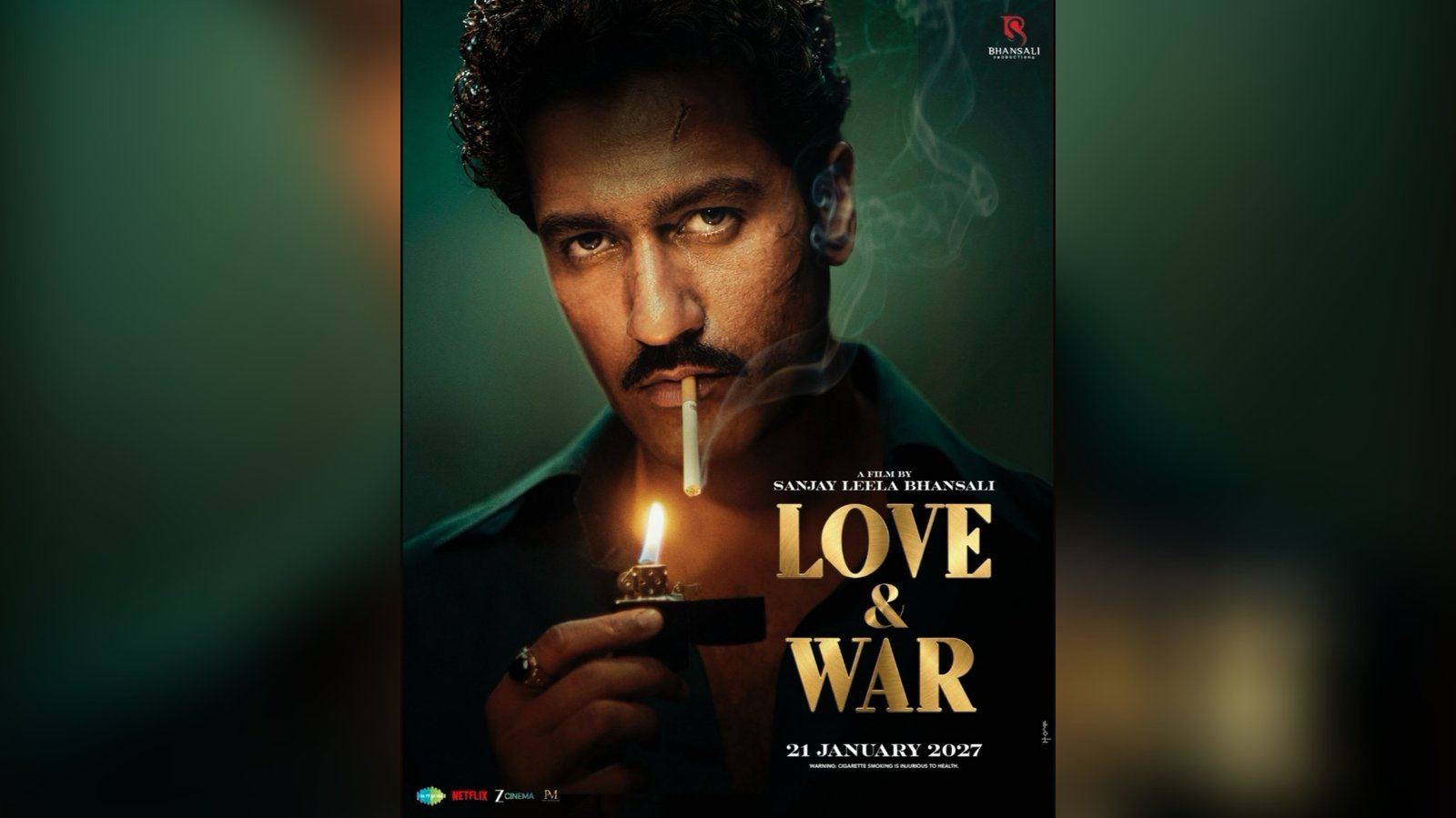 ‘लव एंड वॉर’ में विक्की कौशल का धुआंधार अंदाज, हाथ में सिगरेट-लाइटर और आंखों में खतरनाक तेवर; 2 फर्स्ट लुक ने बढ़ाई बेचैनी!
